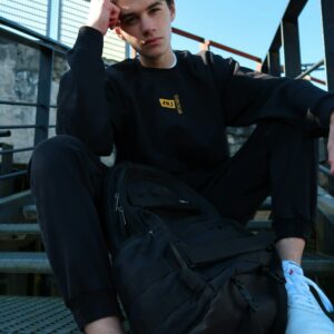 Essential Crewneck